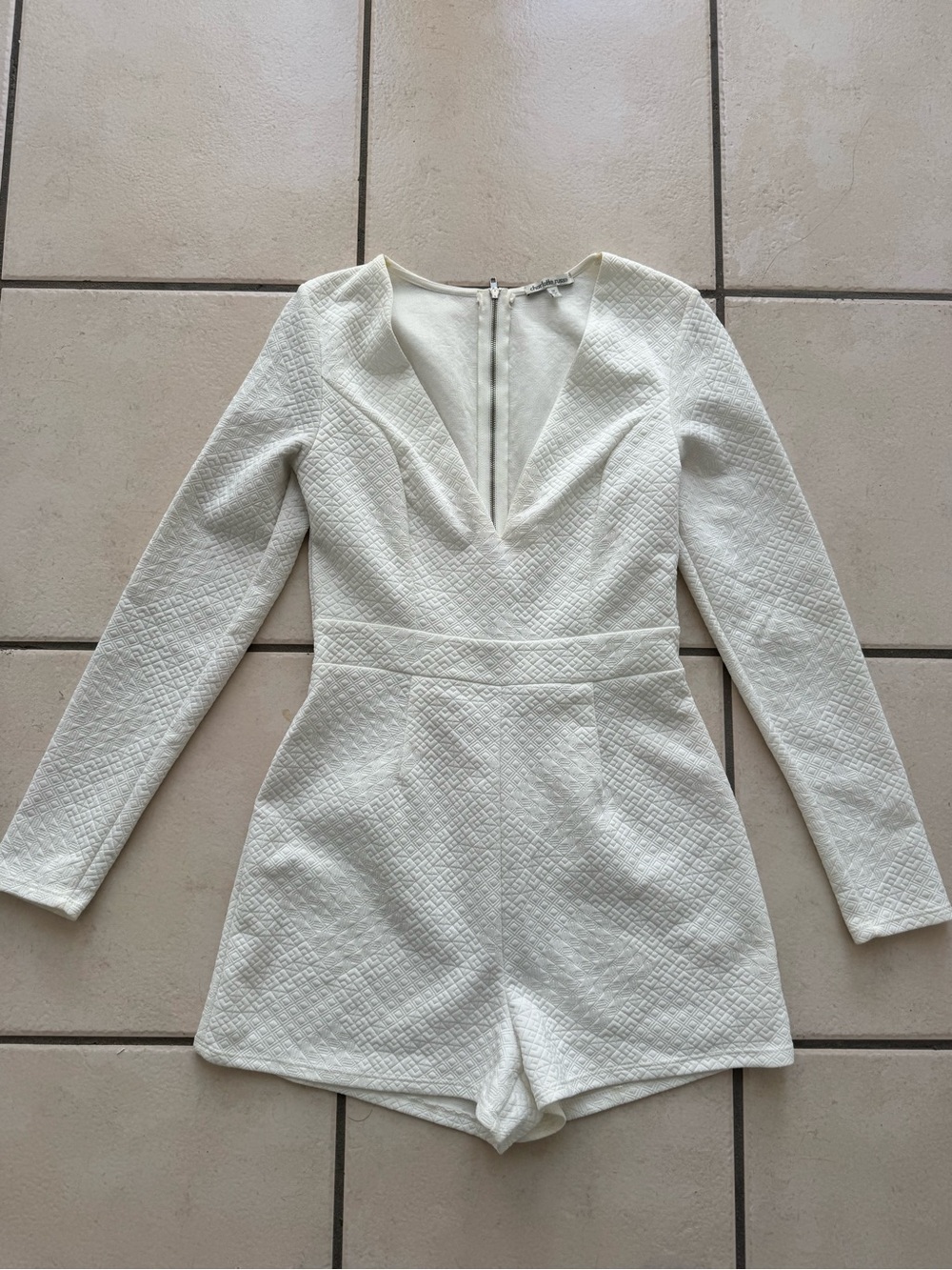Charlotte Russe Ivory Textured Long-Sleeve Romper with Deep V